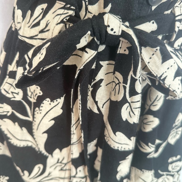 Rachel Zoe Black & Cream Floral Linen Blend Belted Romper Size 6 (1260) - Picture 11 of 17